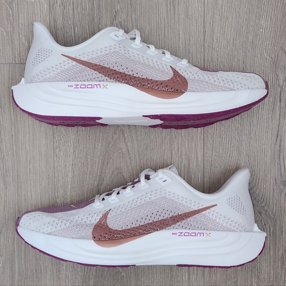 Nike Pegasus Plus Turbo ZoomX Road Running Shoes FQ7261-108 Womens 10.5 MSRP$190 - Picture 1 of 12